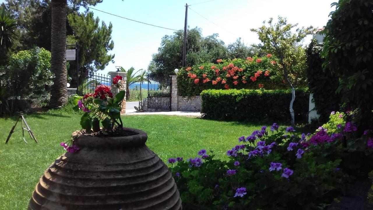 Aphrodite Apartments Kalyves Bagian luar foto