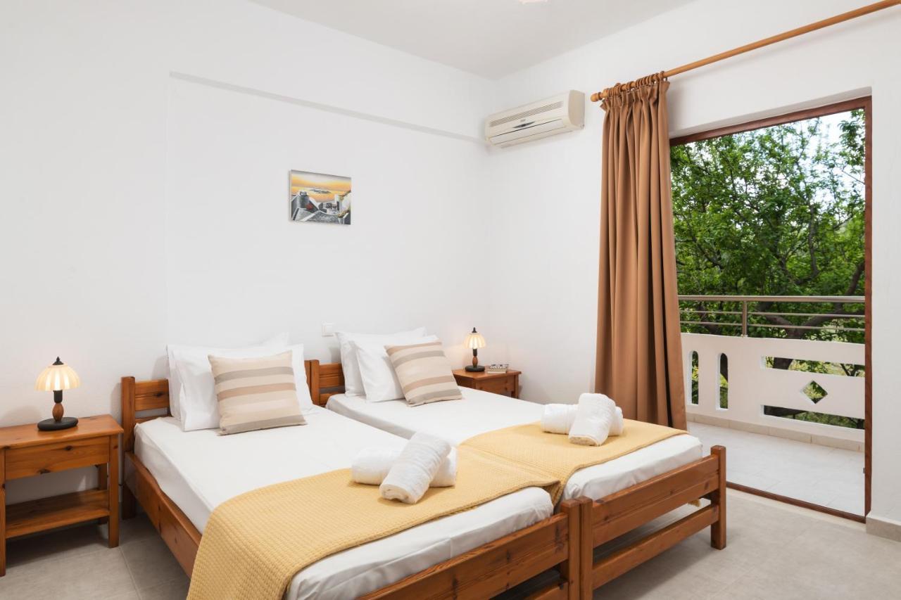 Aphrodite Apartments Kalyves Bagian luar foto