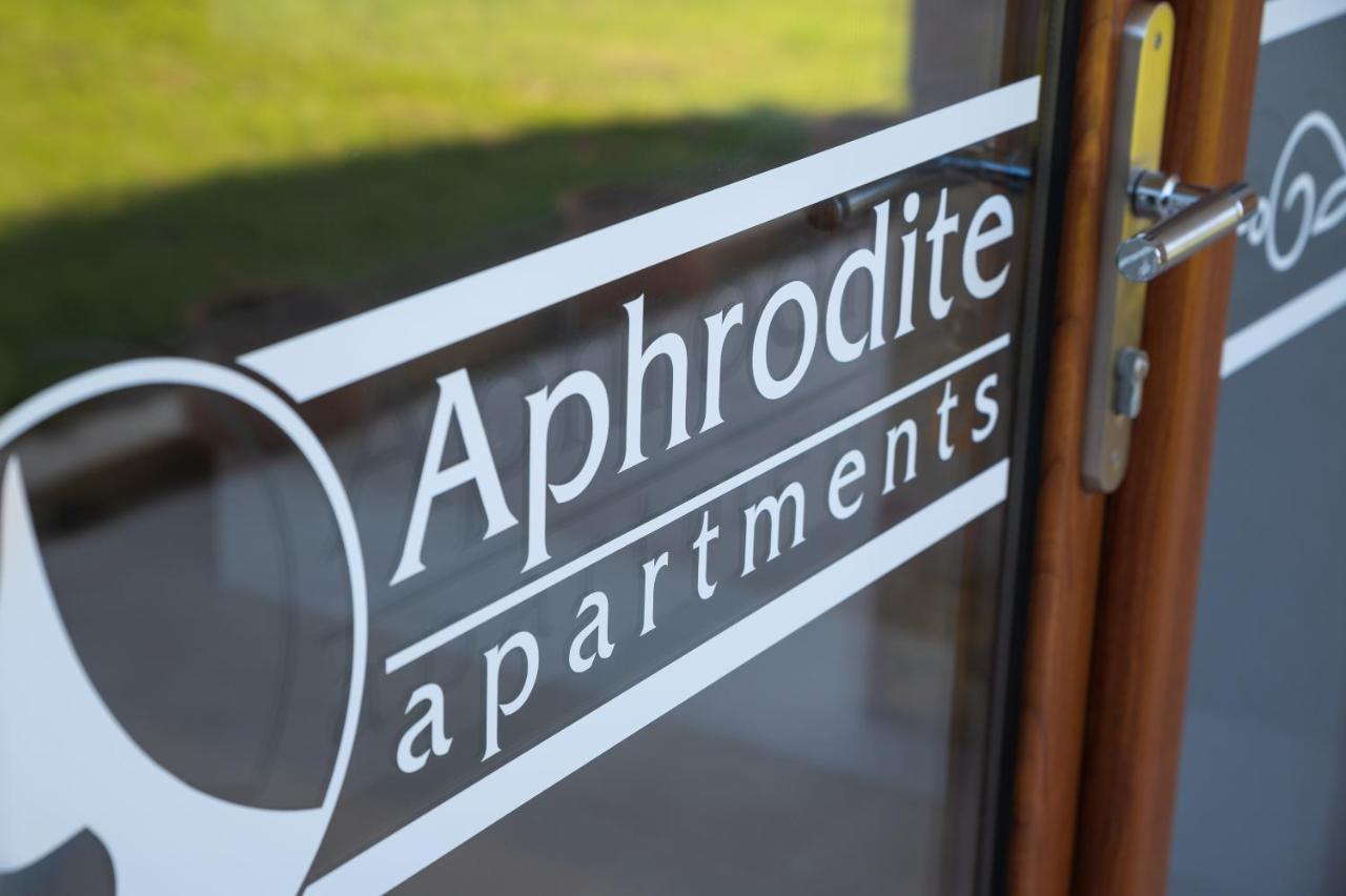 Aphrodite Apartments Kalyves Bagian luar foto