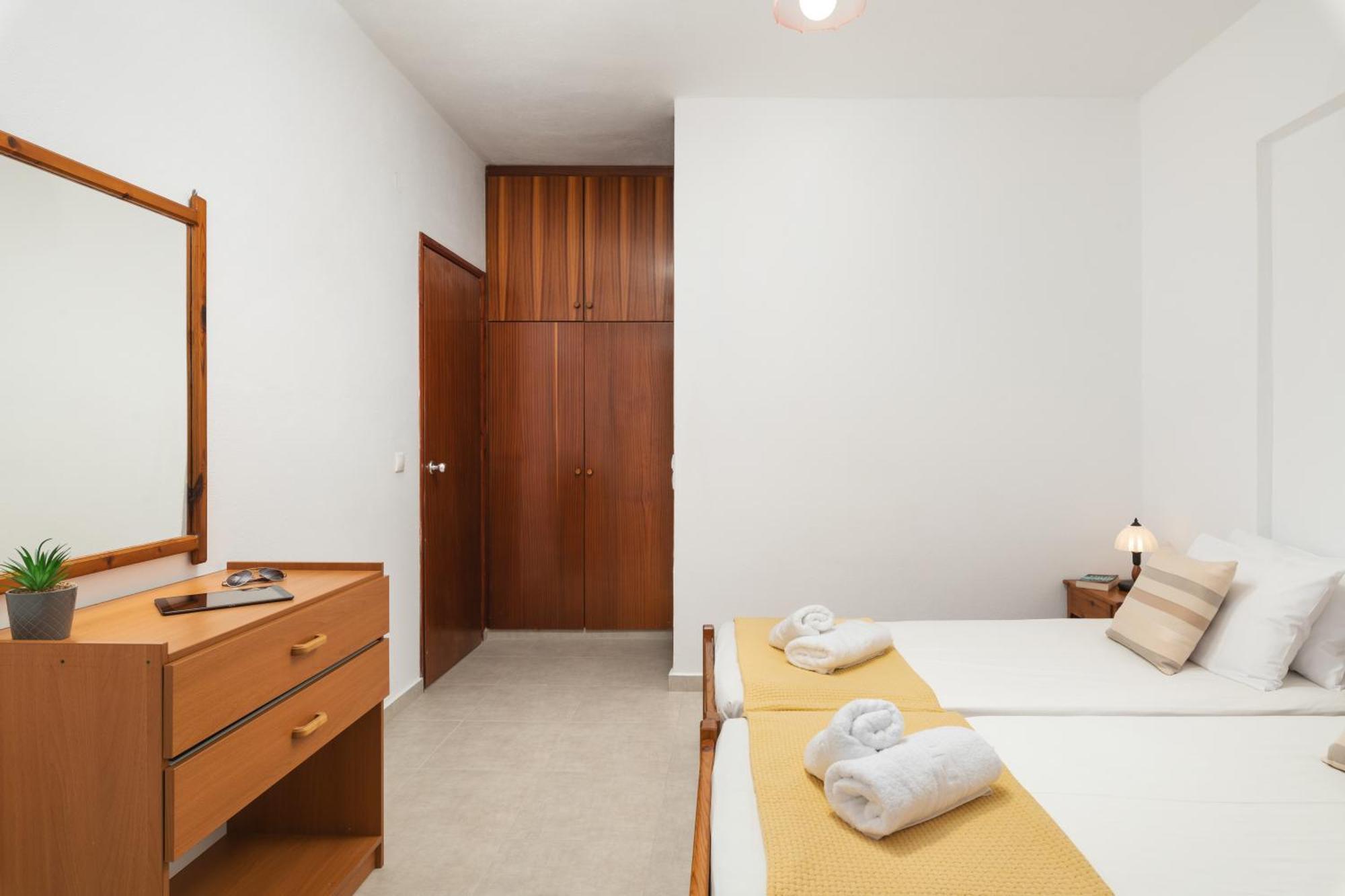 Aphrodite Apartments Kalyves Bagian luar foto